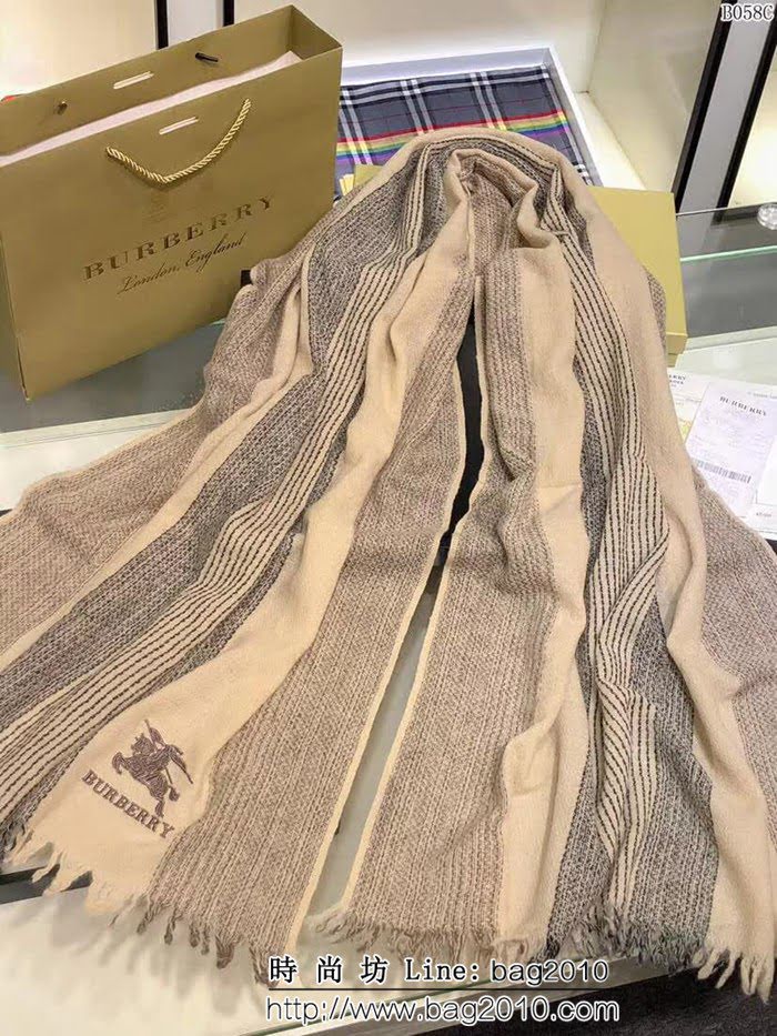 BURBERRY巴寶莉海外專櫃 2018最新款經典LOGO刺繡風格圍巾 B058 LLWJ6379